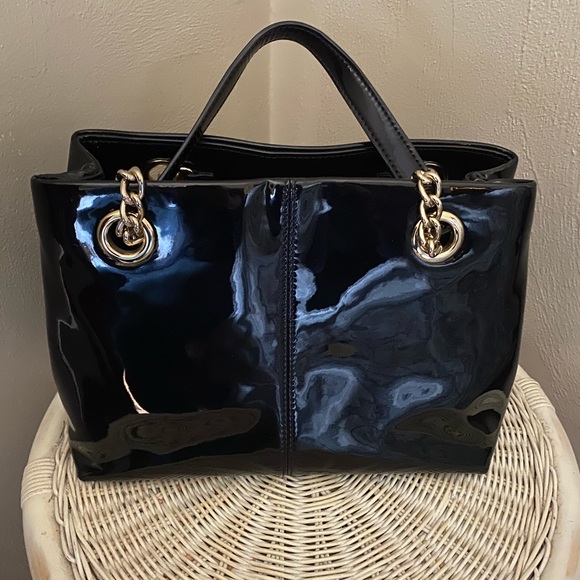 💥SOLD💥Kate Spade Patent Leather Purse - Picture 5 of 5